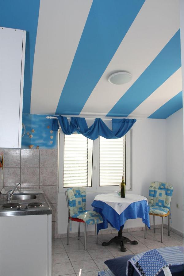 Apartmani Anitas Gradac  Kültér fotó