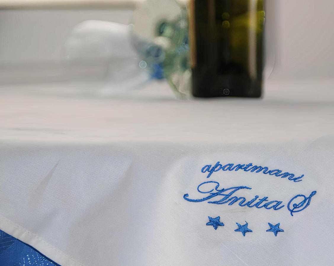 Apartmani Anitas Gradac  Kültér fotó