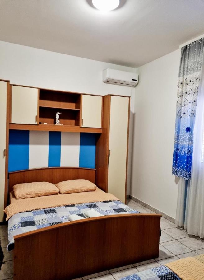 Apartmani Anitas Gradac  Kültér fotó